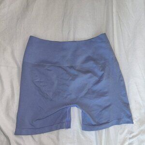 Alphalete Amplify Shorts 4.5" in Mystic Blue